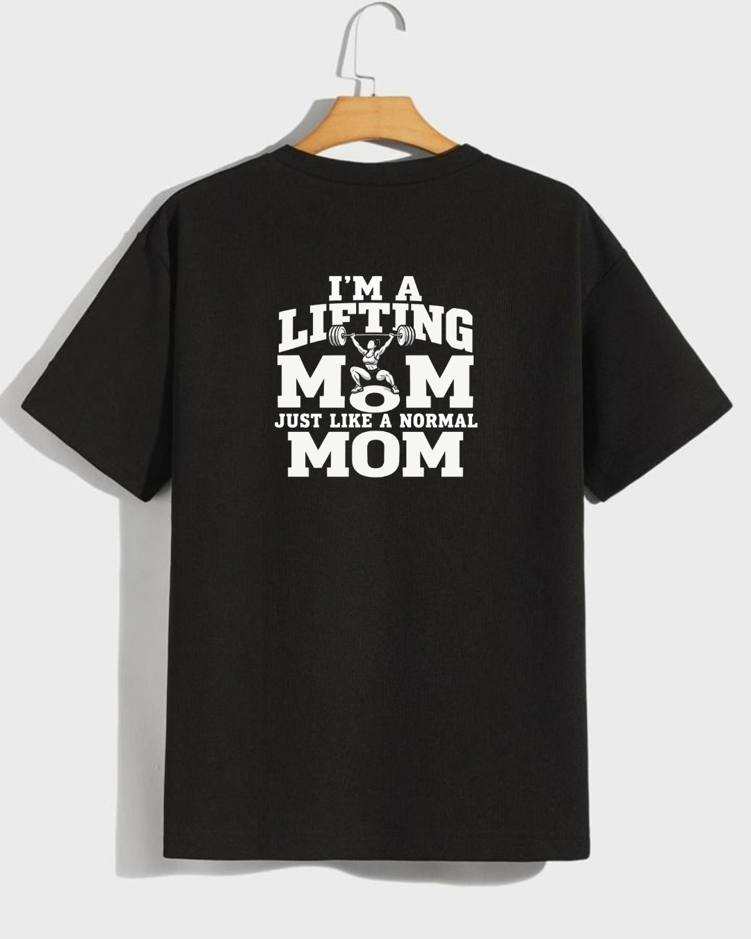 I'M LIFTING MOM JUST LIKE A NORMAL MOM
